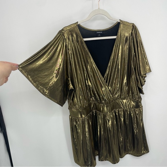 Torrid 3 Liquid Gold Wrap Top Holidays Party Disco - Picture 2 of 8